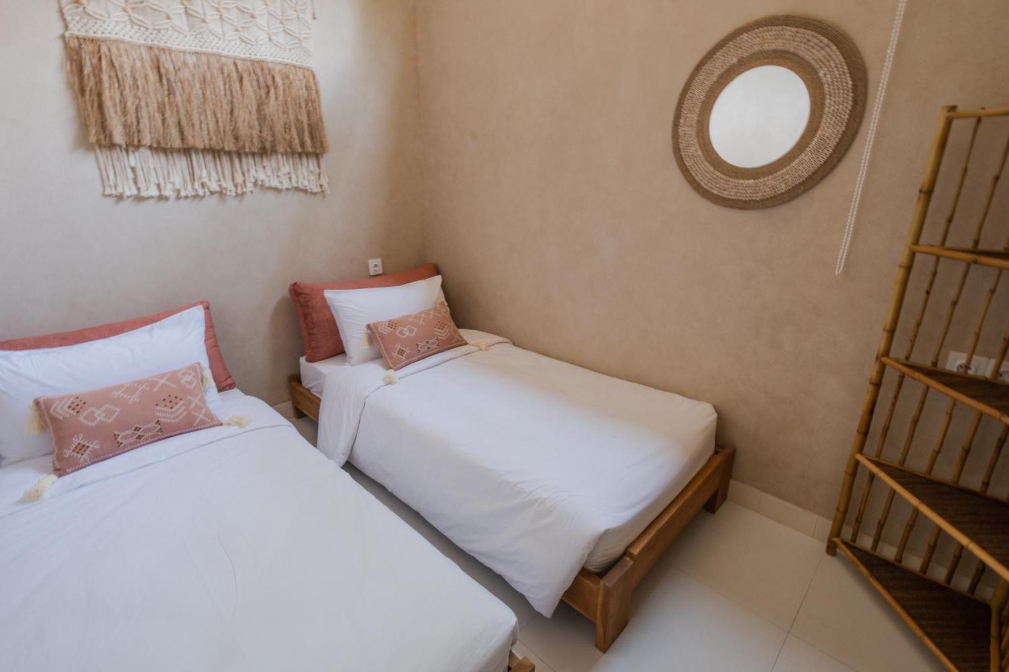 Gili Boho Villas - Aesthetic Private Pool Villas Гілі-Траванган Екстер'єр фото